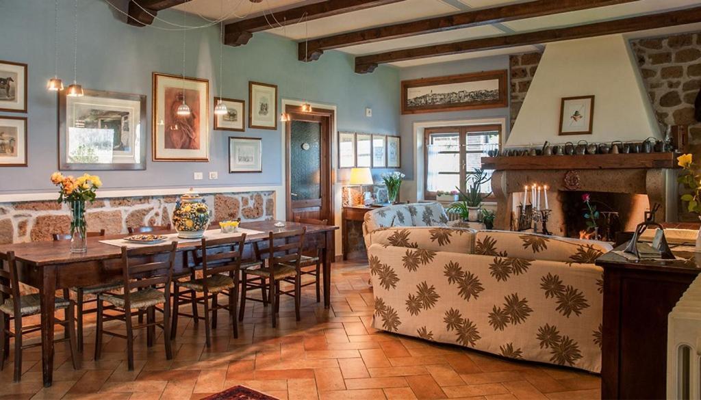 Agriturismo Locanda Pantanello ปีติญาโน ภายนอก รูปภาพ